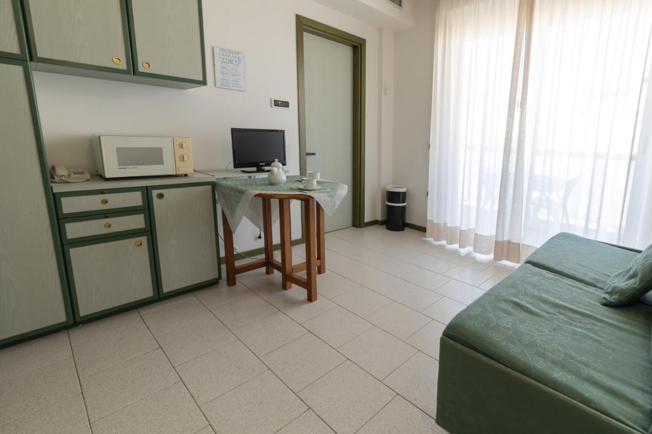 Club House 4* Cattolica