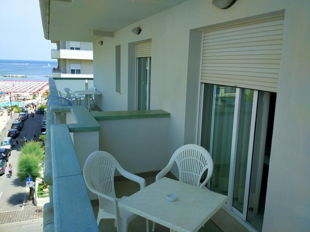 Club House 4* Cattolica